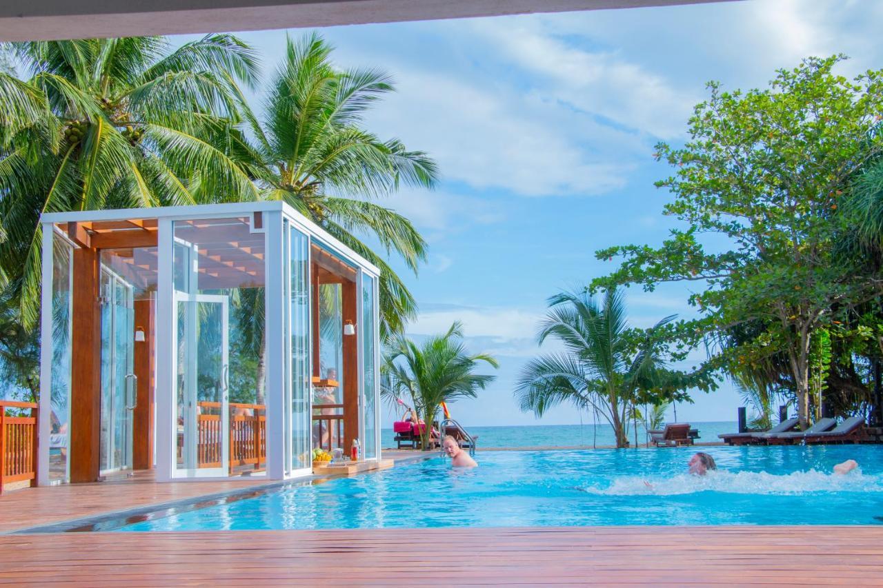 Marakolliya Beach Resort Tangalle Exterior photo